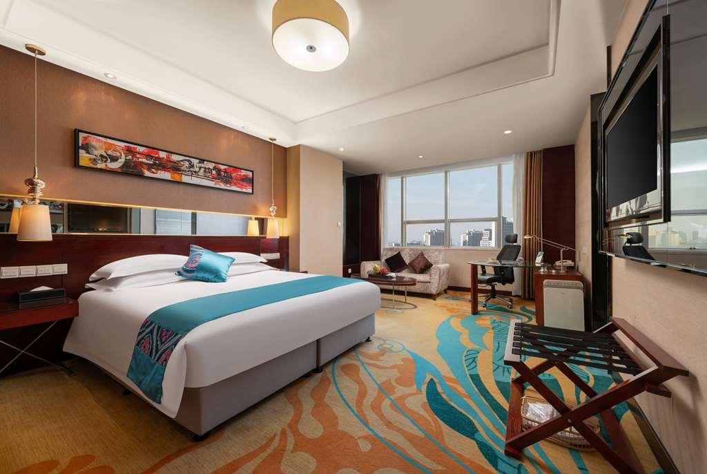 Ramada Zibo Hotel Room photo