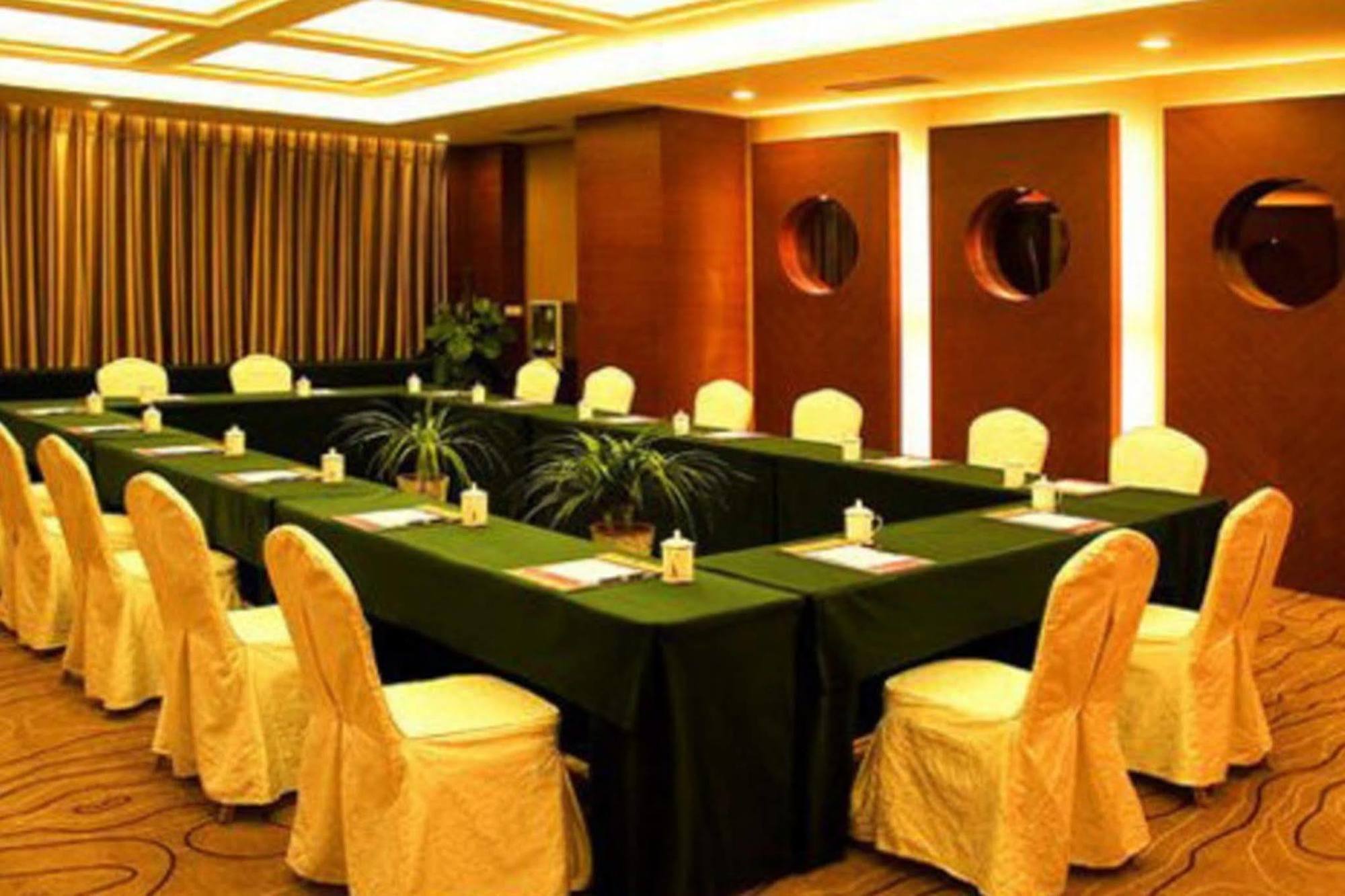 Ramada Zibo Hotel Exterior photo