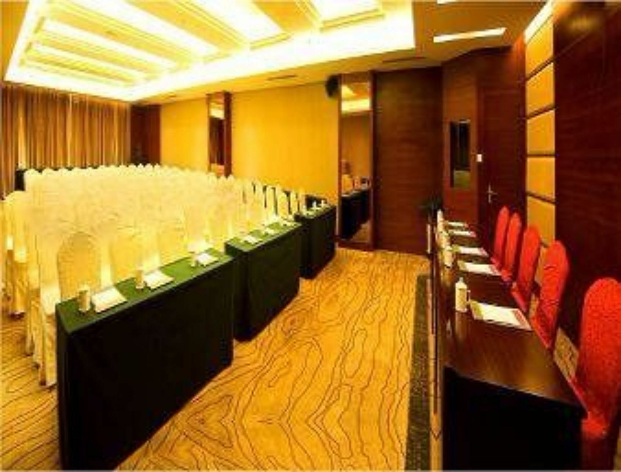 Ramada Zibo Hotel Facilities photo